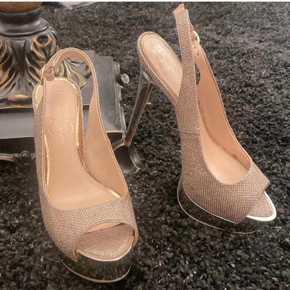 Jessica Simpson Sparkly Heels Sz 8 - Picture 2 of 8